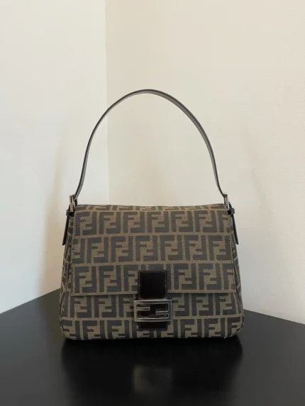 FendI Large Baguette Bag-29x21x12cm