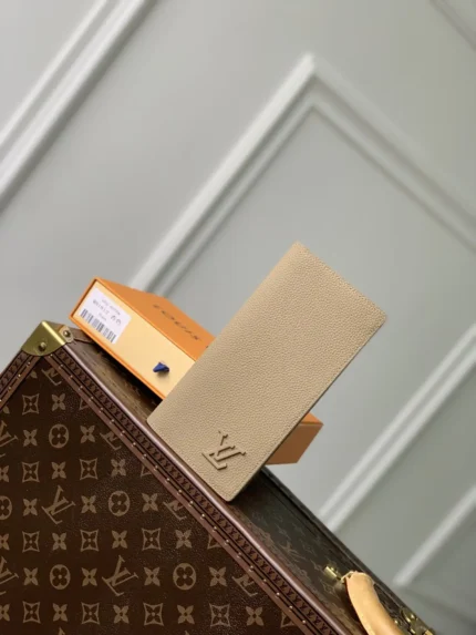 Louis Vuitton Wallet-10*19*2CM