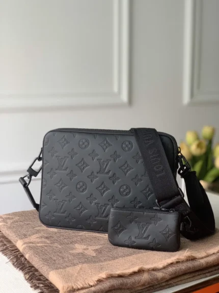 Louis Vuitton Duo Messenger-M69827-27*4.5*18.5CM