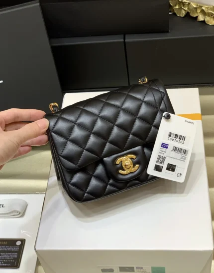 Chanel Flap Bag-Lambskin-17CM