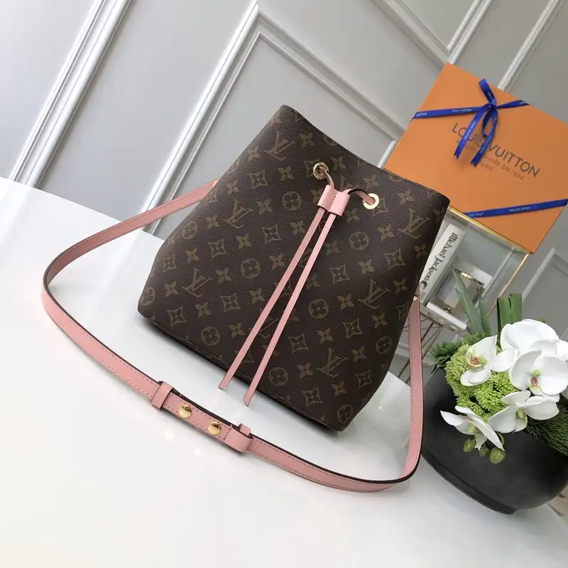 lvbag-1543383rwerew_9_.webp