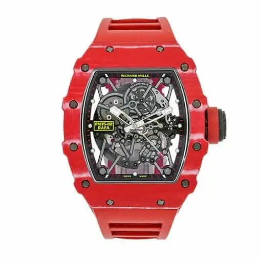 rm-35-02-unitedluxury-man.webp