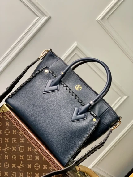 Louis Vuitton On My Side Tote Bag-M21569-30.5*24.5*14CM